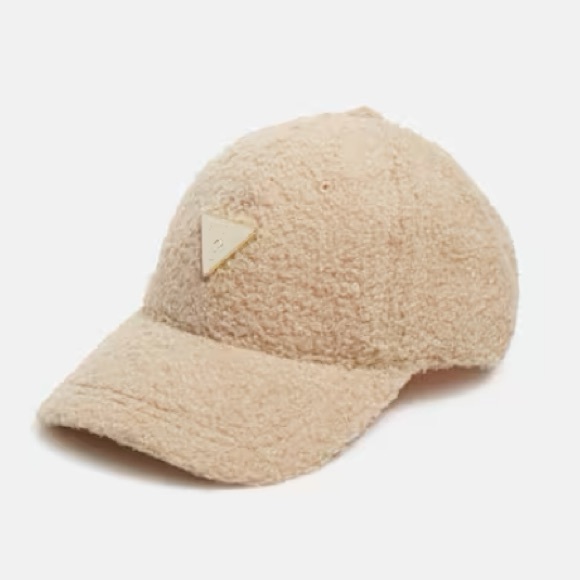 New✅ Guess Sherpa Baseball Cap - Picture 1 of 8